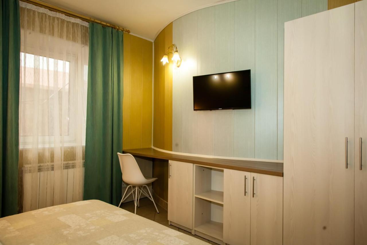 Sn Hotel Starokostyantyniv 外观 照片