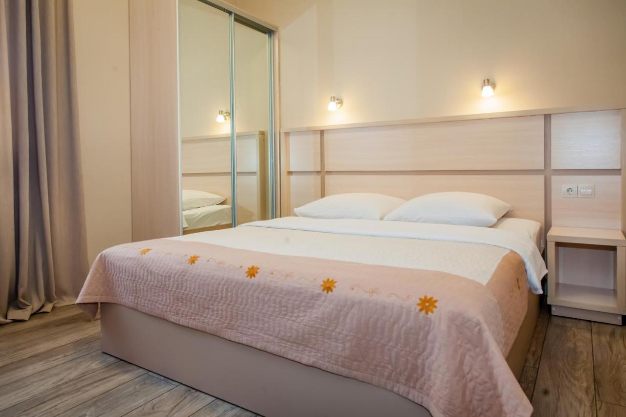 Sn Hotel Starokostyantyniv 外观 照片