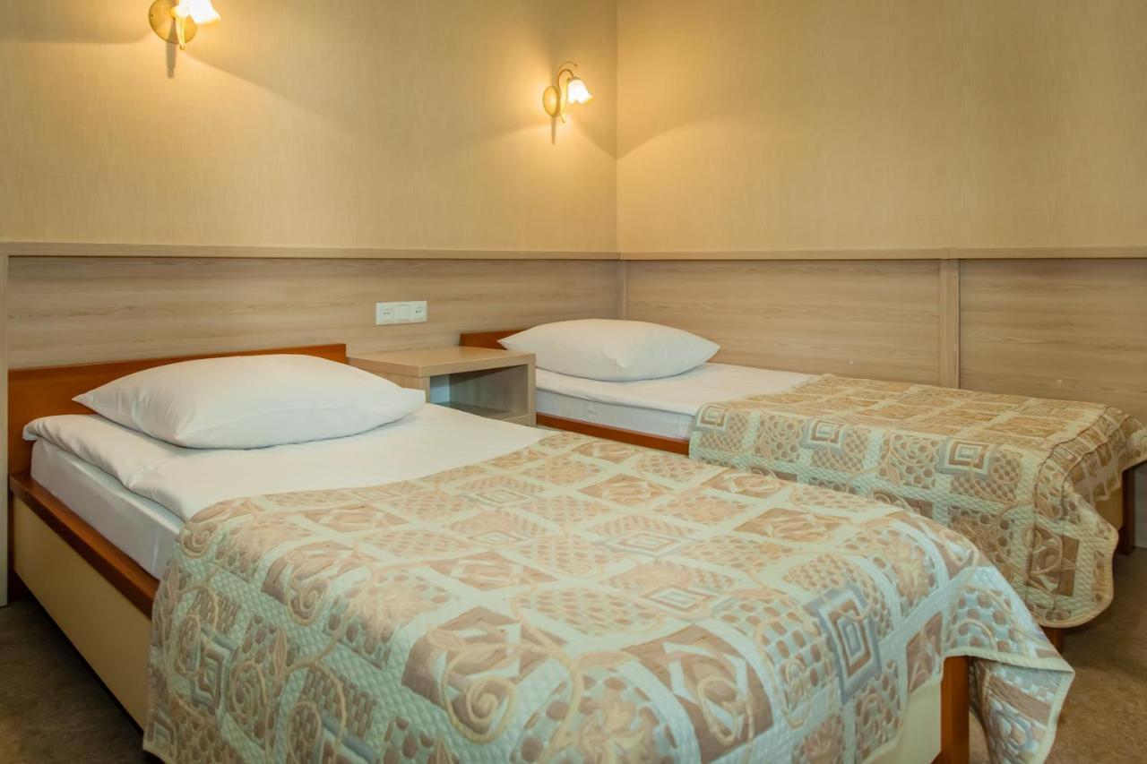 Sn Hotel Starokostyantyniv 外观 照片